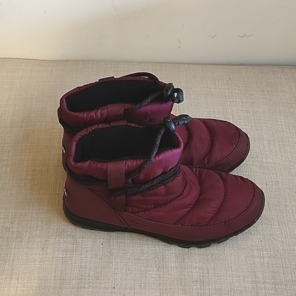 Sorel Boots - Picture 3 of 5